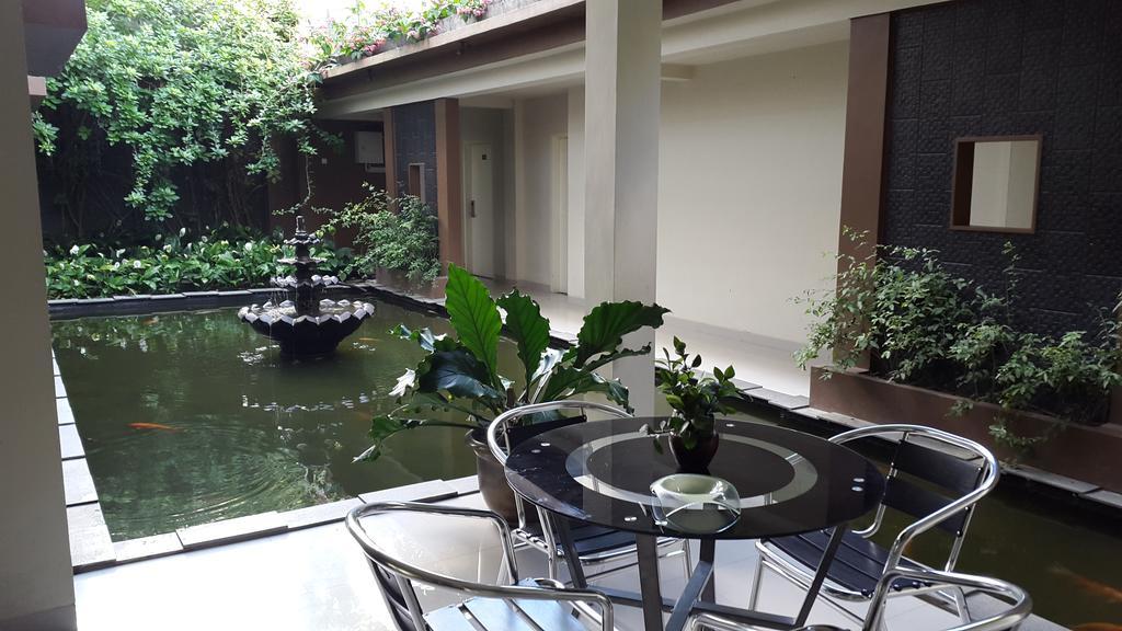 Jhoanie Hotel Tomohon Exterior foto