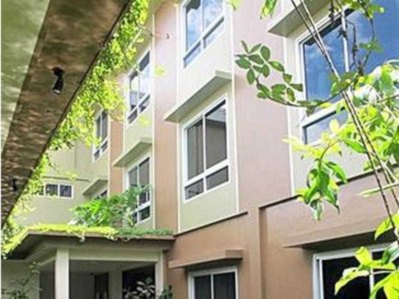 Jhoanie Hotel Tomohon Exterior foto